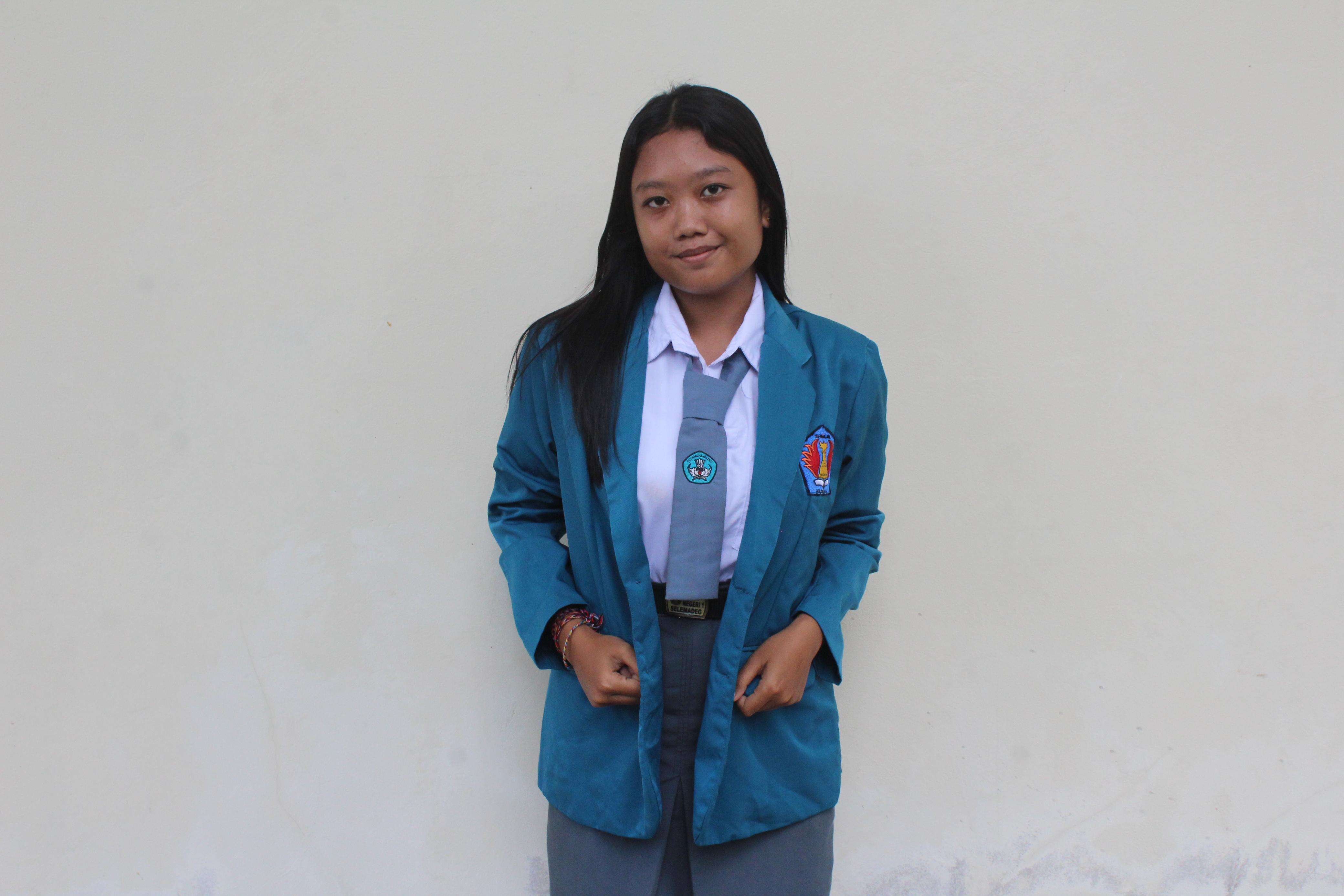 Ni Kadek Riska Dwi Febriyanti