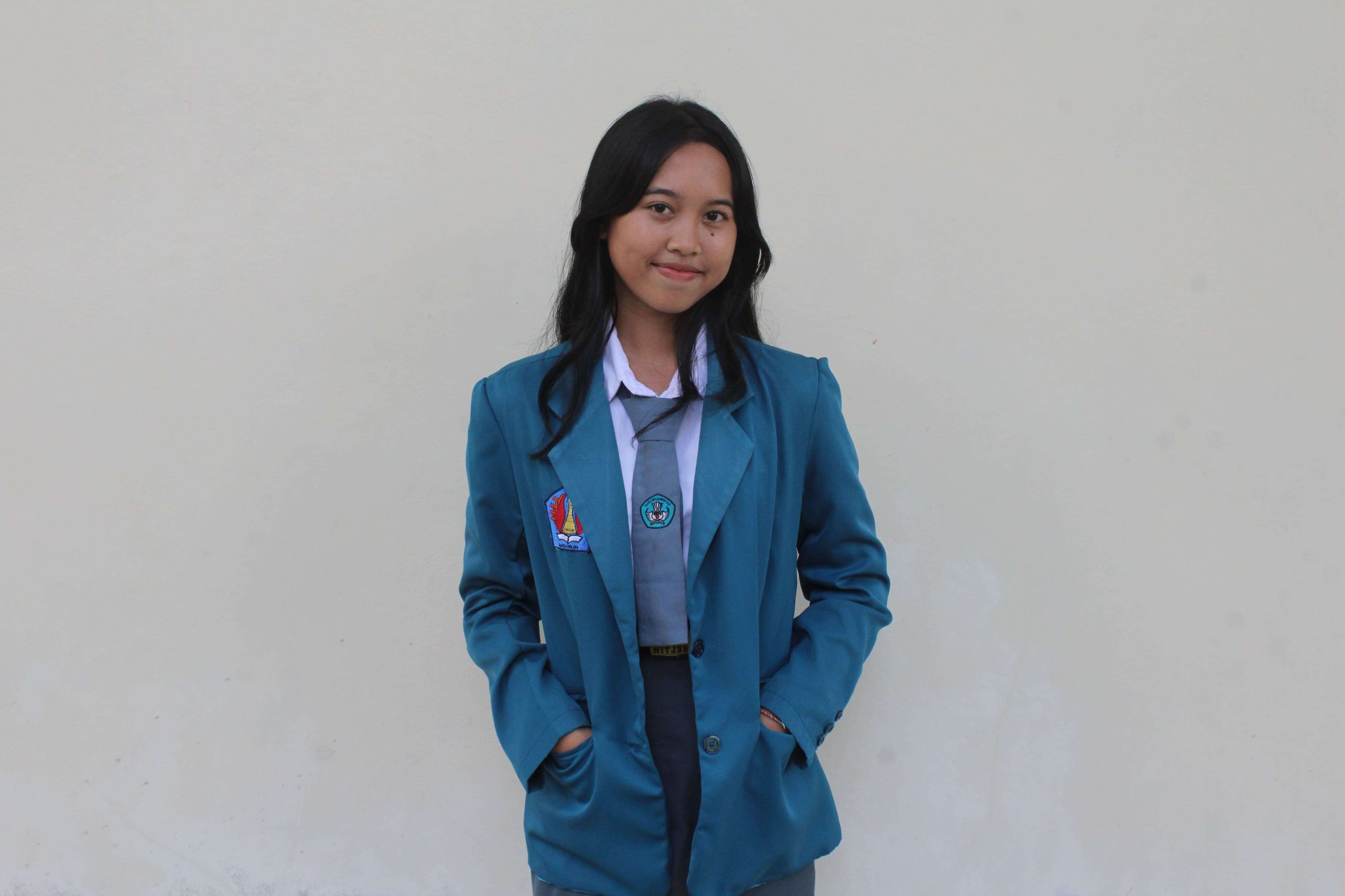 Dewa Ayu Made Cahya Pratiwi